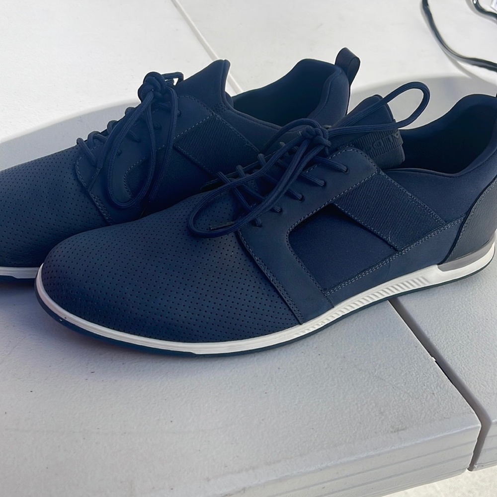 ALDO size 12 mens dress sneaker